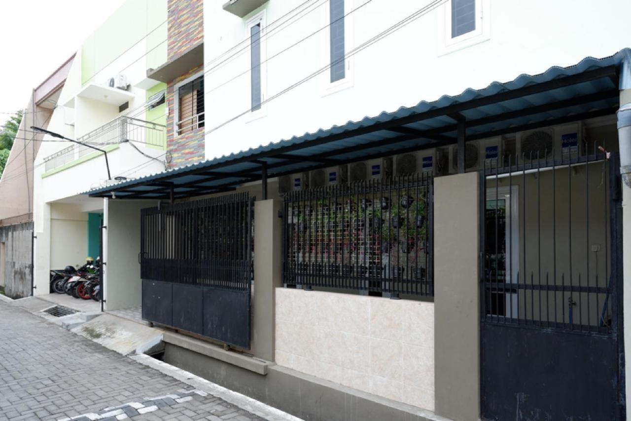 Reddoorz Hostel Near Kota Lama Semarang Dış mekan fotoğraf