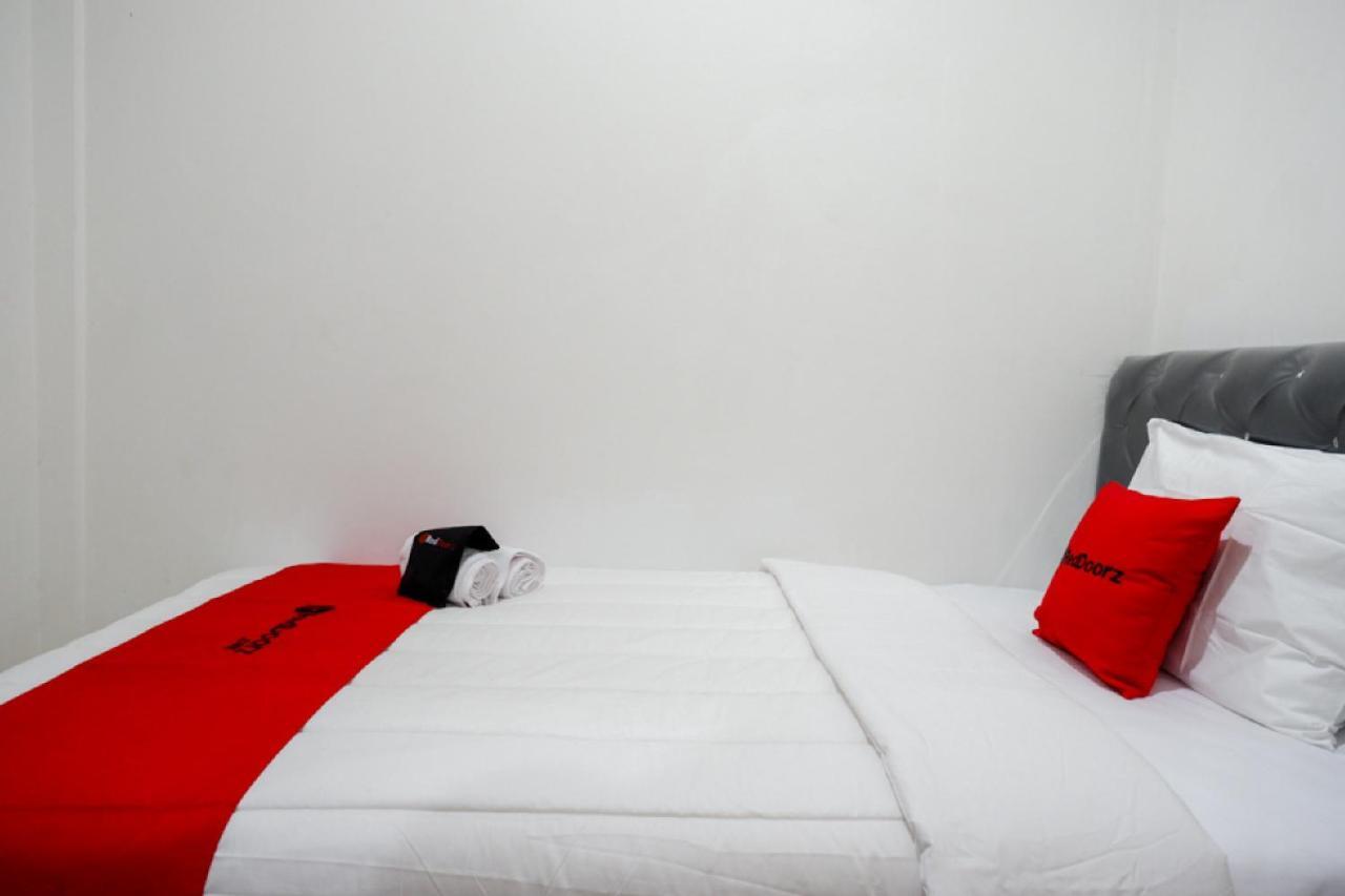 Reddoorz Hostel Near Kota Lama Semarang Dış mekan fotoğraf